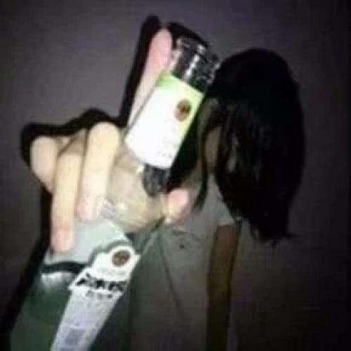 .神秘的金屬大門